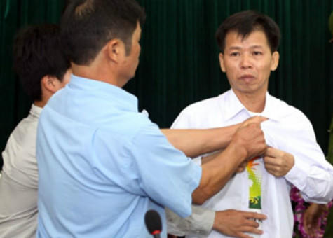 Ông Nguyễn Thanh Chấn bị ép cung như thế nào?